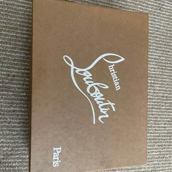 Christian Louboutin 120mm So Kate Patent Heels - Picture 7 of 7